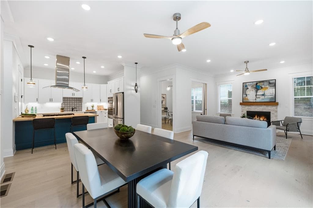 6 bedroom, 5 bathroom, 4,035 sq ft single family residence for sale at 1161 Conway Road, Decatur, GA 30030 — photo 3