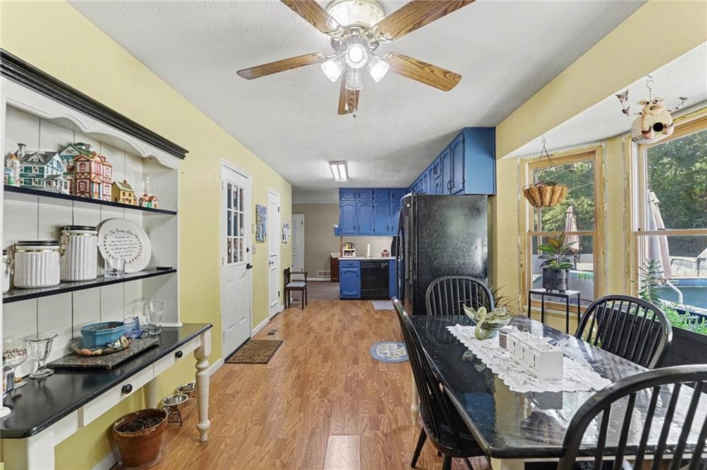 4 bedroom, 2 bathroom, 2,066 sq ft single family residence under contract at 150 Aspen Lake Drive, Newnan, GA 30263 — photo 3