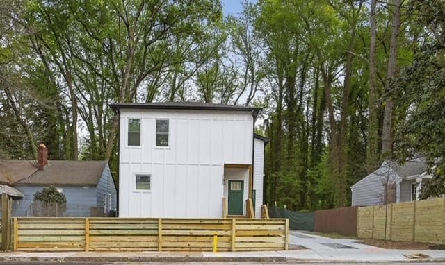 3 bedroom, 2 bathroom, 1,270 sq ft townhouse for sale at 1240 Campbellton Road A, Atlanta, GA 30310 — photo 10