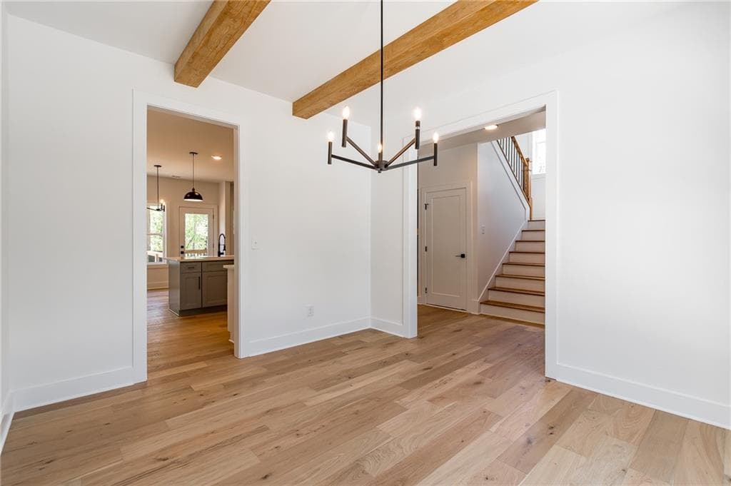5 bedroom, 3 bathroom, 2,547 sq ft single family residence for sale at 6073 Rockingham Way, Gainesville, GA 30506 — photo 7