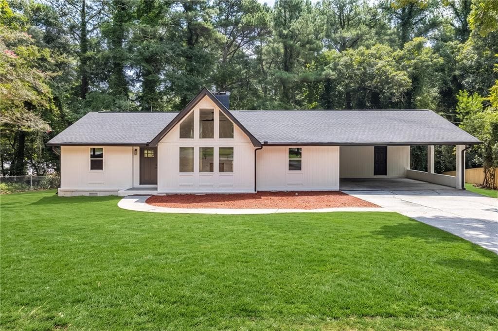 3 bedroom, 2 bathroom, 1,560 sq ft single family residence for sale at 3214 Kimberly Woods Court, Lilburn, GA 30047 — photo 1 of 53