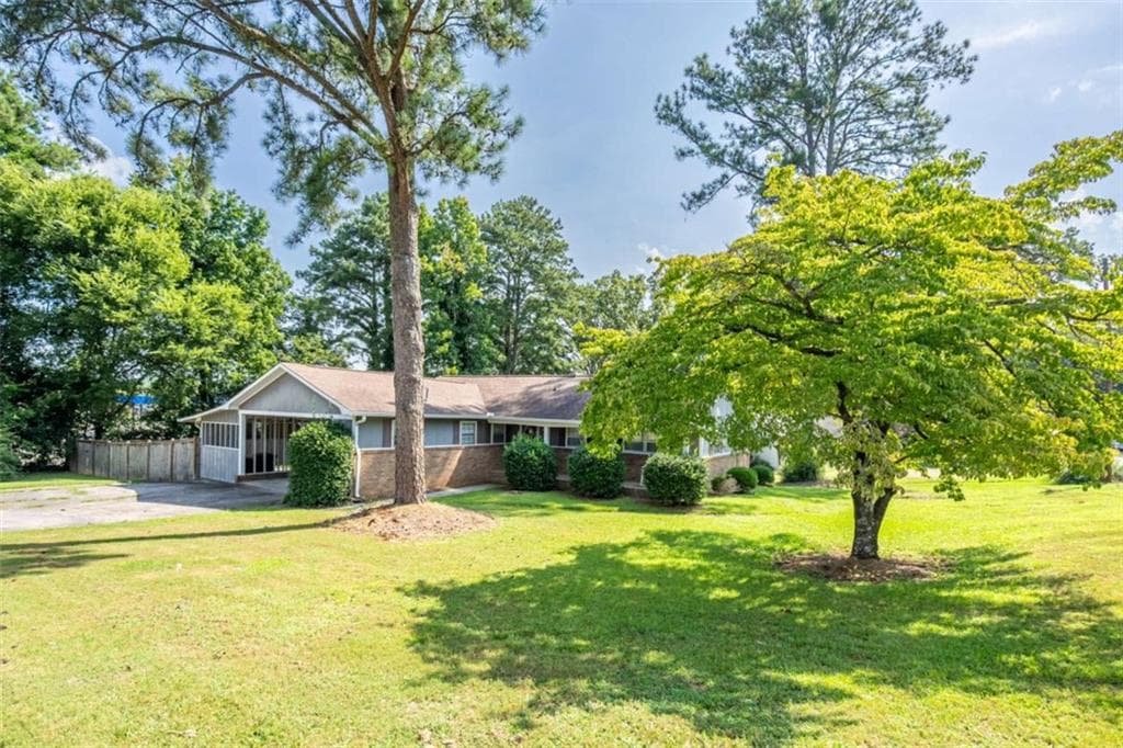 3 bedroom, 2 bathroom, 1,507 sq ft single family residence for sale at 1 Westlyn Drive, Rome, GA 30165