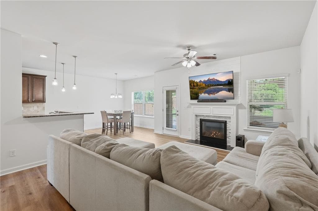 4 bedroom, 3 bathroom, 2,573 sq ft single family residence under contract at 5565 Banner Boulevard, Cumming, GA 30028 — photo 8