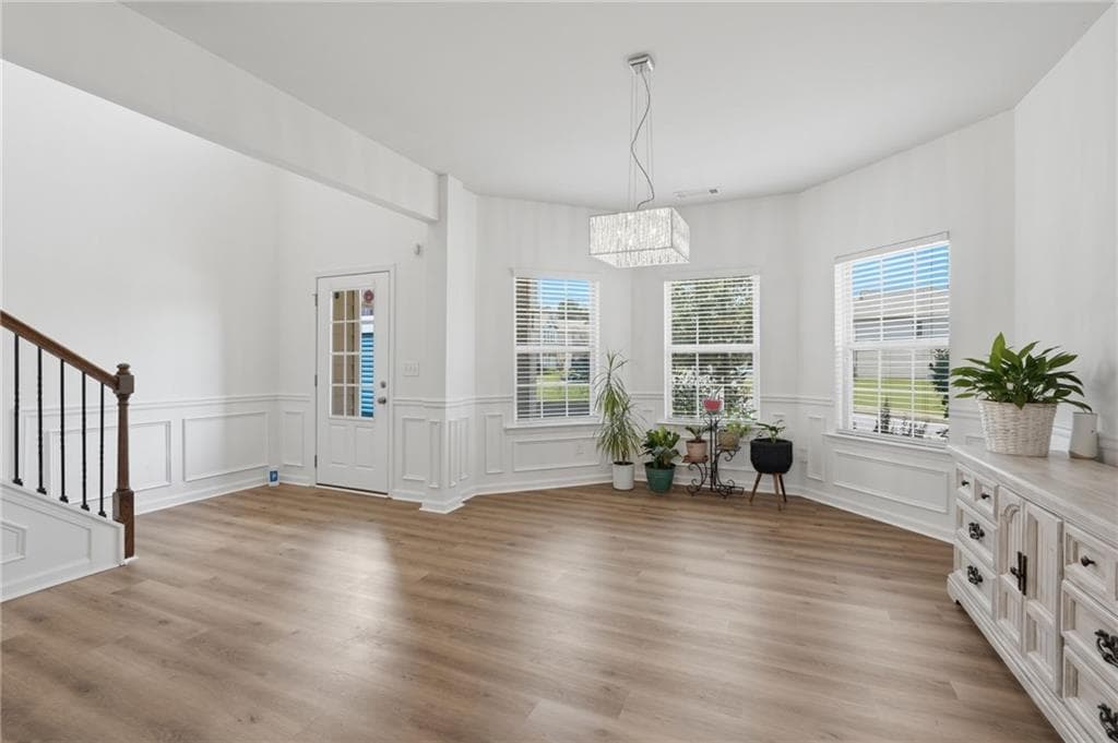 4 bedroom, 3 bathroom, 2,573 sq ft single family residence under contract at 5565 Banner Boulevard, Cumming, GA 30028 — photo 10