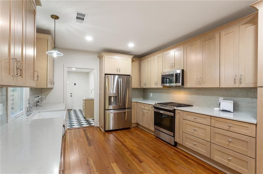3 bedroom, 2 bathroom, 4,855 sq ft single family residence for rent at 4435 Oakdale Road, Smyrna, GA 30080 for $3,500 a month — photo 8