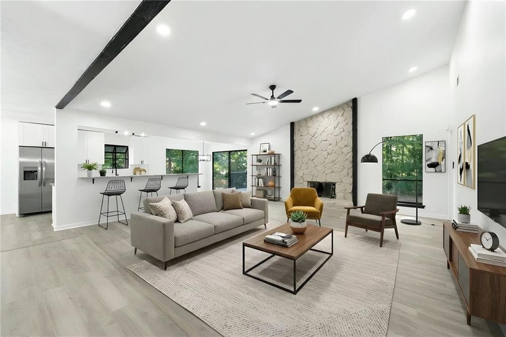 3 bedroom, 2 bathroom, 1,784 sq ft single family residence for sale at 6350 Beethoven Circle, Riverdale, GA 30296 — photo 2