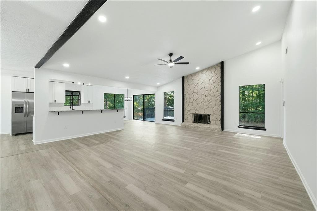 3 bedroom, 2 bathroom, 1,784 sq ft single family residence for sale at 6350 Beethoven Circle, Riverdale, GA 30296 — photo 5