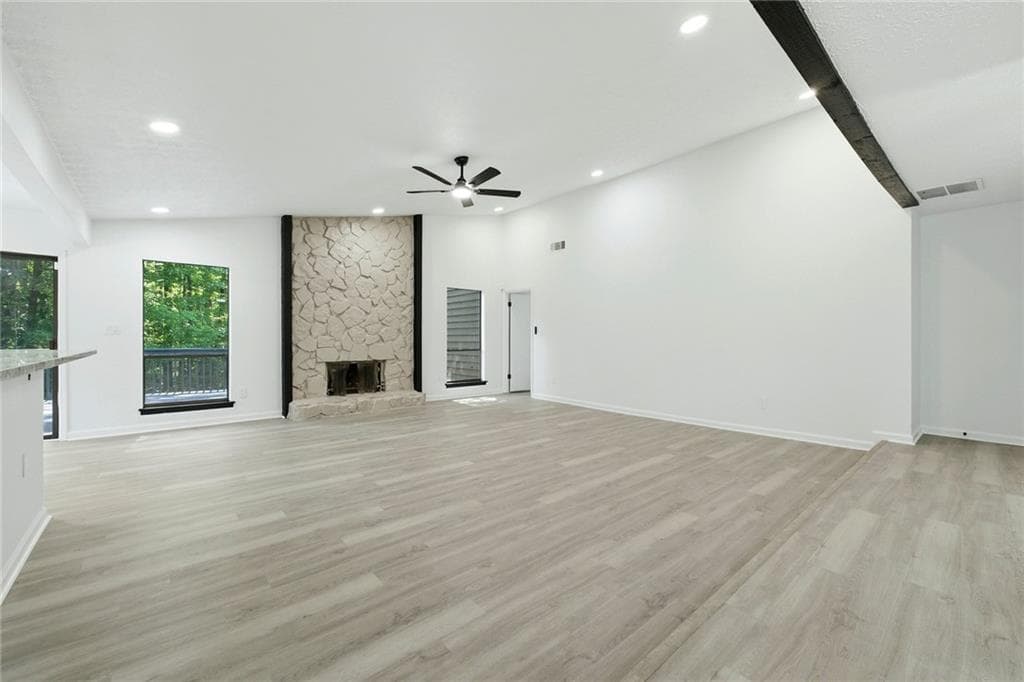 3 bedroom, 2 bathroom, 1,784 sq ft single family residence for sale at 6350 Beethoven Circle, Riverdale, GA 30296 — photo 6