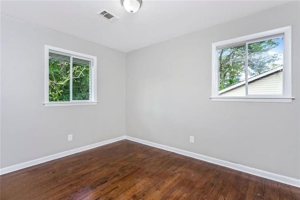 4 bedroom, 2 bathroom, 1,425 sq ft single family residence for sale at 7124 Lady Heidi Court, Jonesboro, GA 30236 — photo 9