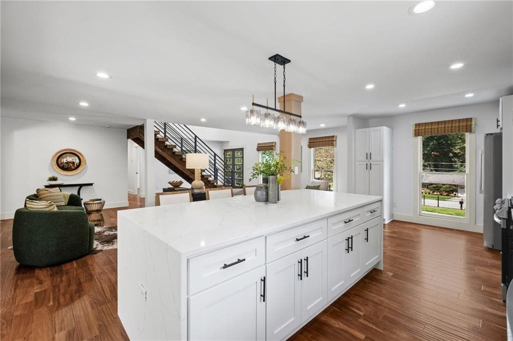 5 bedroom, 4 bathroom, 3,172 sq ft single family residence under contract at 2533 Sunset Drive, Atlanta, GA 30345 — photo 10