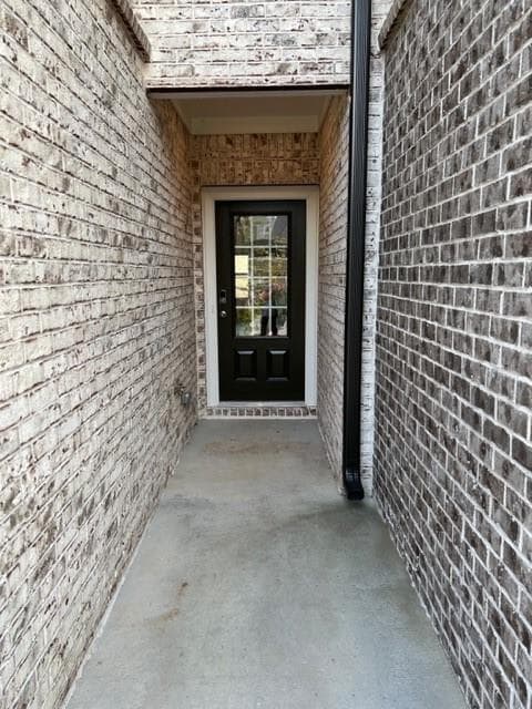 3 bedroom, 3 bathroom, 2,042 sq ft townhouse for sale at 950 Sunny Lake Drive, Lawrenceville, GA 30043 — photo 4