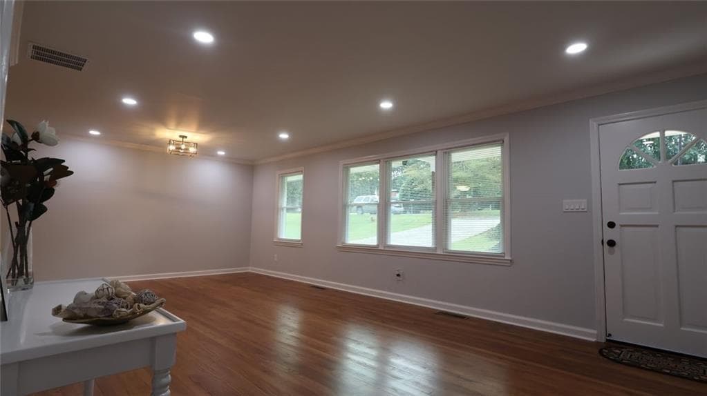 4 bedroom, 2 bathroom, 1,537 sq ft single family residence under contract at 6815 Florence Drive, Lithia Springs, GA 30122 — photo 5