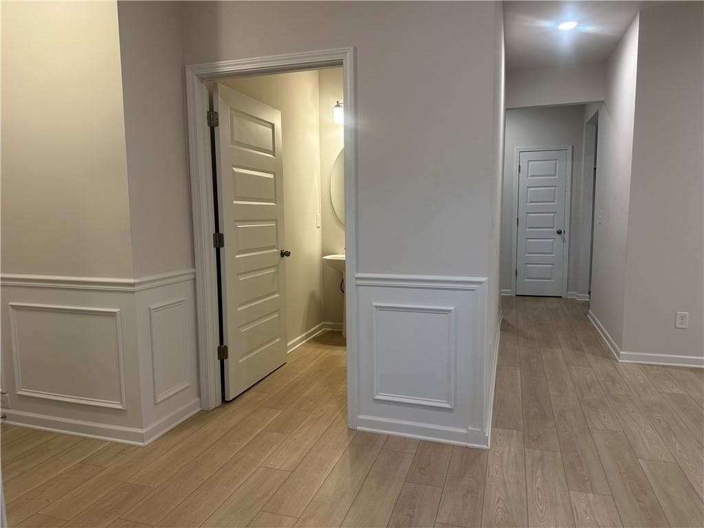 3 bedroom, 3 bathroom, 2,200 sq ft single family residence for sale at 121 CREEK Road, Eatonton, GA 31024 — photo 7