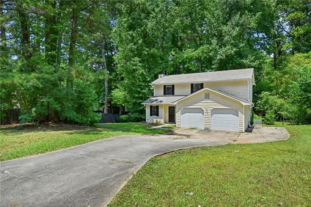 3 bedroom, 3 bathroom, 1,554 sq ft single family residence for sale at 1925 Sailcloth Street, Lithonia, GA 30058 — photo 2