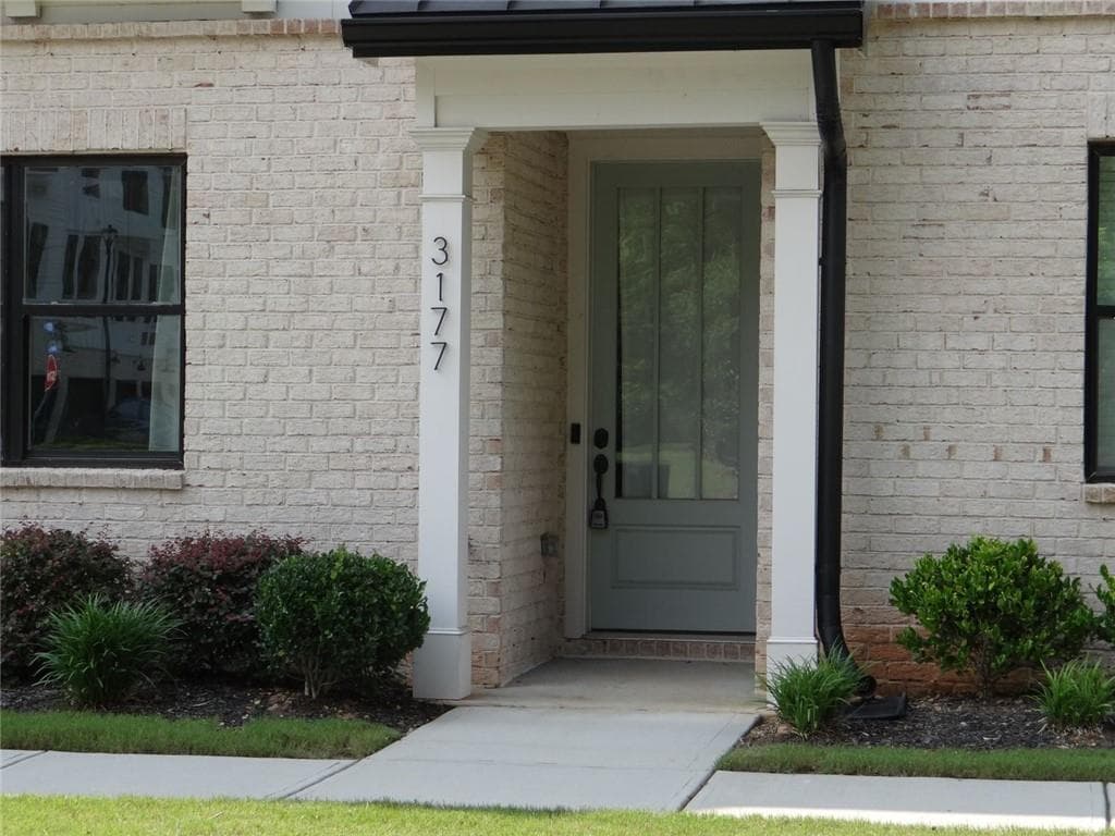 3 bedroom, 4 bathroom townhouse for rent at 3177 Kincaid Drive, Decatur, GA 30033 for $3,250 a month — photo 2