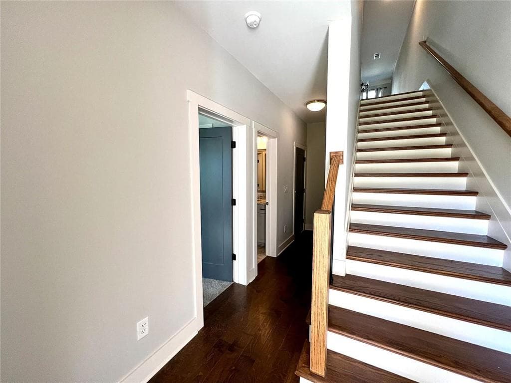 3 bedroom, 4 bathroom townhouse for rent at 3177 Kincaid Drive, Decatur, GA 30033 for $3,250 a month — photo 4