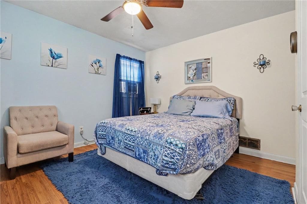 3 bedroom, 3 bathroom, 1,551 sq ft single family residence for sale at 3960 Emerald North Drive, Decatur, GA 30035 — photo 4