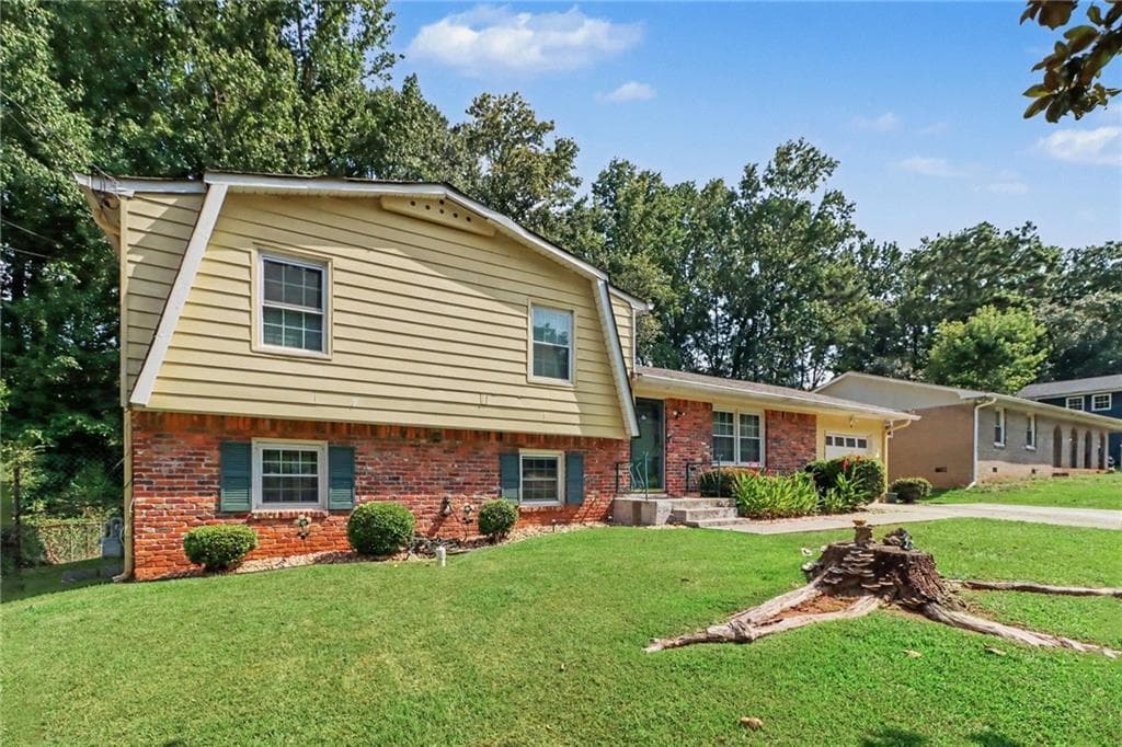 3 bedroom, 3 bathroom, 1,551 sq ft single family residence for sale at 3960 Emerald North Drive, Decatur, GA 30035 — photo 7