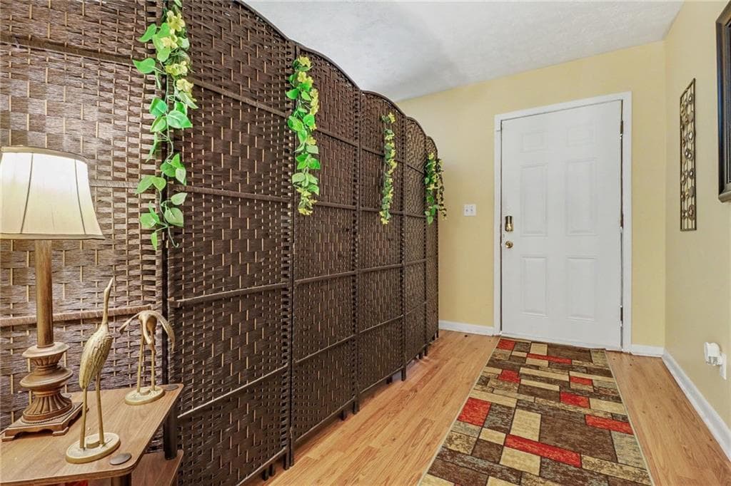 3 bedroom, 3 bathroom, 1,551 sq ft single family residence for sale at 3960 Emerald North Drive, Decatur, GA 30035 — photo 8