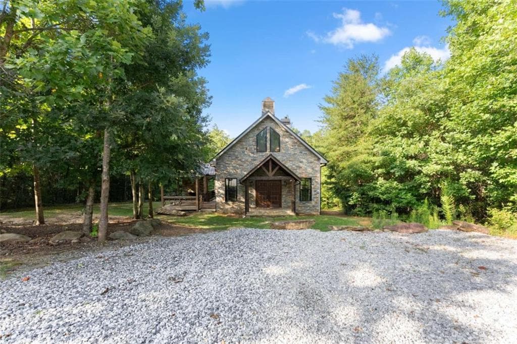 3 bedroom, 6 bathroom single family residence for sale at 4061 Historic Old Highway 441, Clarkesville, GA 30523 — photo 4