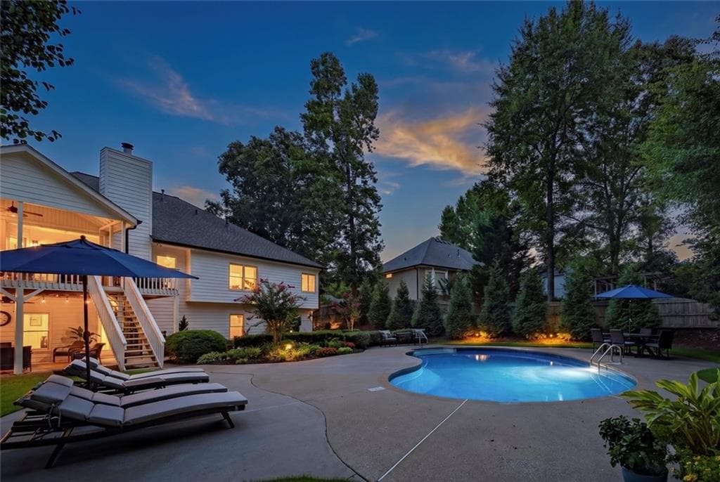 5 bedroom, 3 bathroom, 4,277 sq ft single family residence under contract at 1216 Commonwealth Avenue, Marietta, GA 30064 — photo 2