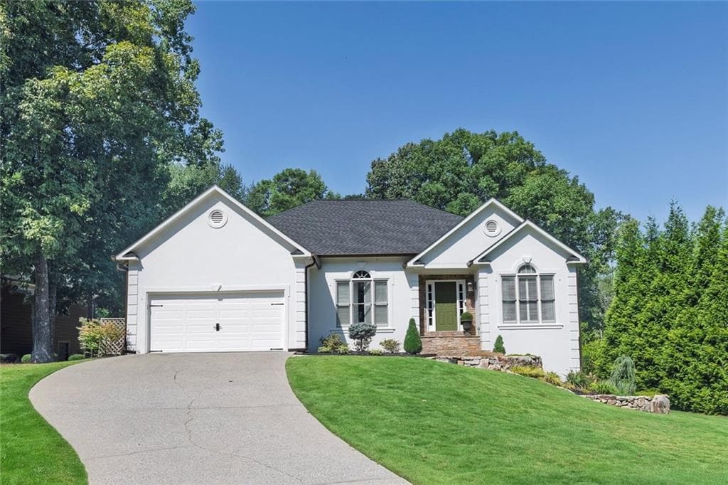 5 bedroom, 3 bathroom, 4,277 sq ft single family residence under contract at 1216 Commonwealth Avenue, Marietta, GA 30064 — photo 5