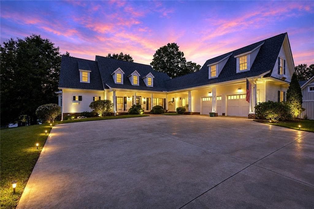 5 bedroom, 5 bathroom, 6,230 sq ft single family residence for sale at 53 Winterhawk Cove, Dawsonville, GA 30534 — photo 5