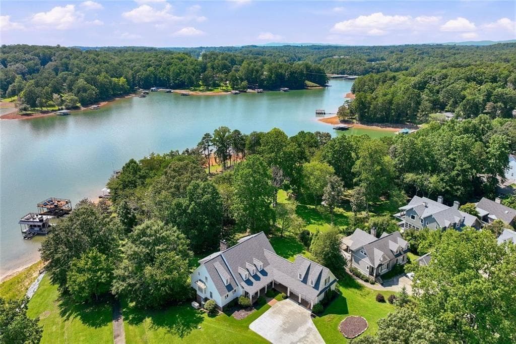 5 bedroom, 5 bathroom, 6,230 sq ft single family residence for sale at 53 Winterhawk Cove, Dawsonville, GA 30534 — photo 9