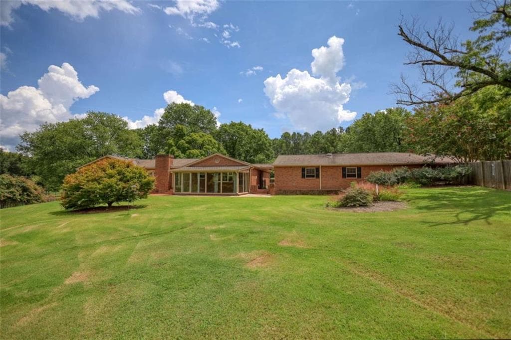 5 bedroom, 4 bathroom, 3,996 sq ft single family residence for sale at 3331 Highway 213, Mansfield, GA 30055 — photo 7