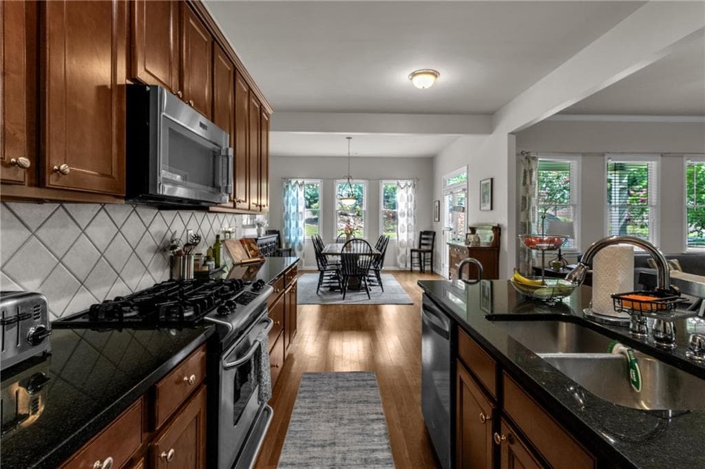 3 bedroom, 3 bathroom, 2,653 sq ft single family residence for sale at 9140 Dover Street, Lithia Springs, GA 30122 — photo 9