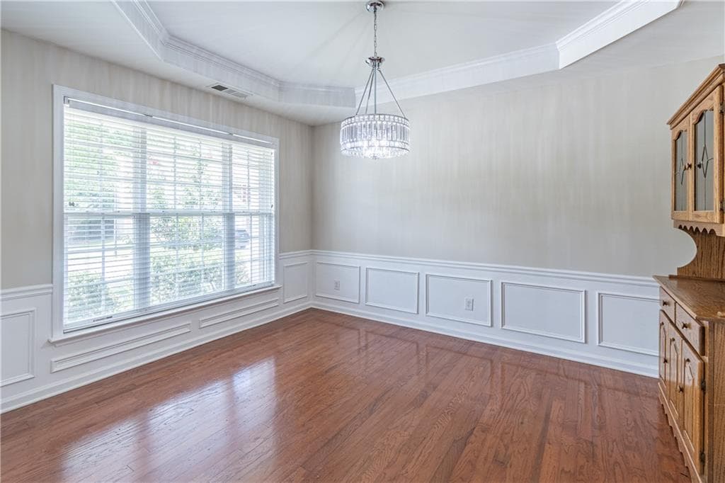 4 bedroom, 3 bathroom, 2,186 sq ft single family residence under contract at 1891 Fosco Drive, Duluth, GA 30097 — photo 3