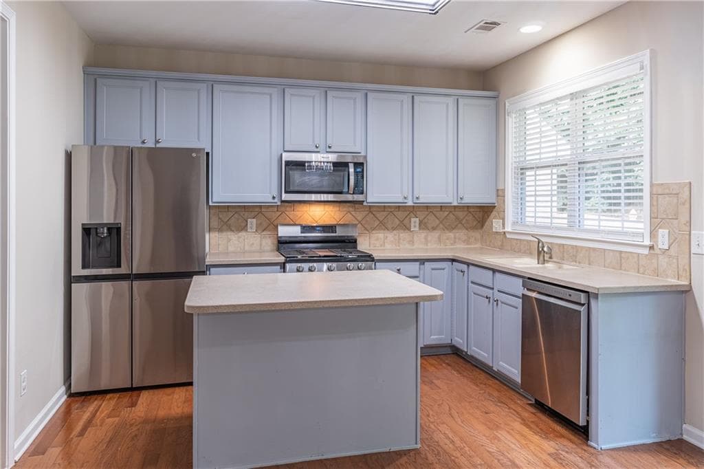 4 bedroom, 3 bathroom, 2,186 sq ft single family residence under contract at 1891 Fosco Drive, Duluth, GA 30097 — photo 4