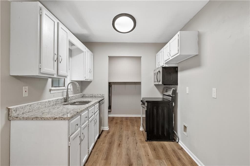 3 bedroom, 2 bathroom, 1,200 sq ft single family residence for sale at 1425 Resaca Lafayette Road, Resaca, GA 30735 — photo 10