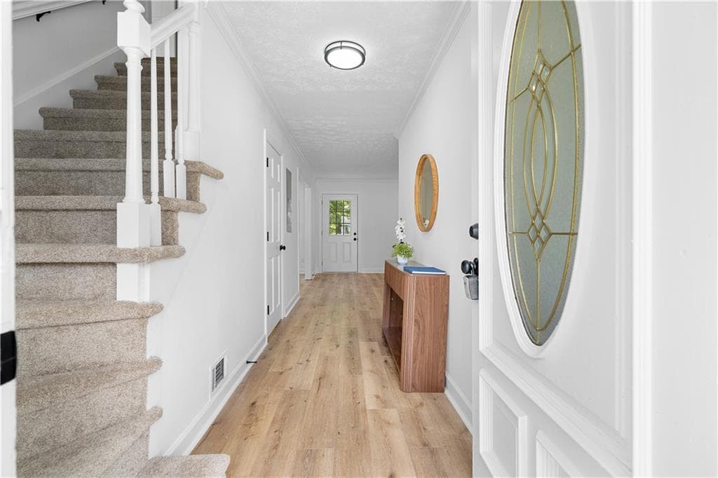 4 bedroom, 2 bathroom, 2,008 sq ft single family residence for sale at 65 Heritage Circle, Mcdonough, GA 30253 — photo 3