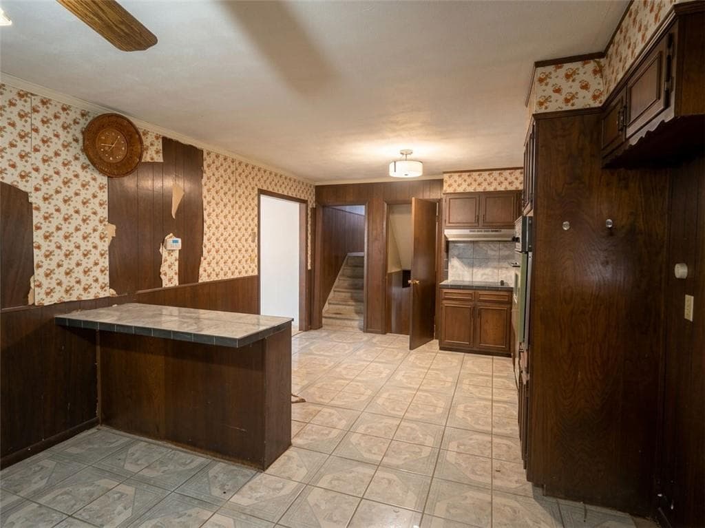 3 bedroom, 2 bathroom, 1,652 sq ft single family residence for sale at 279 Timberland Trail, Riverdale, GA 30274 — photo 4