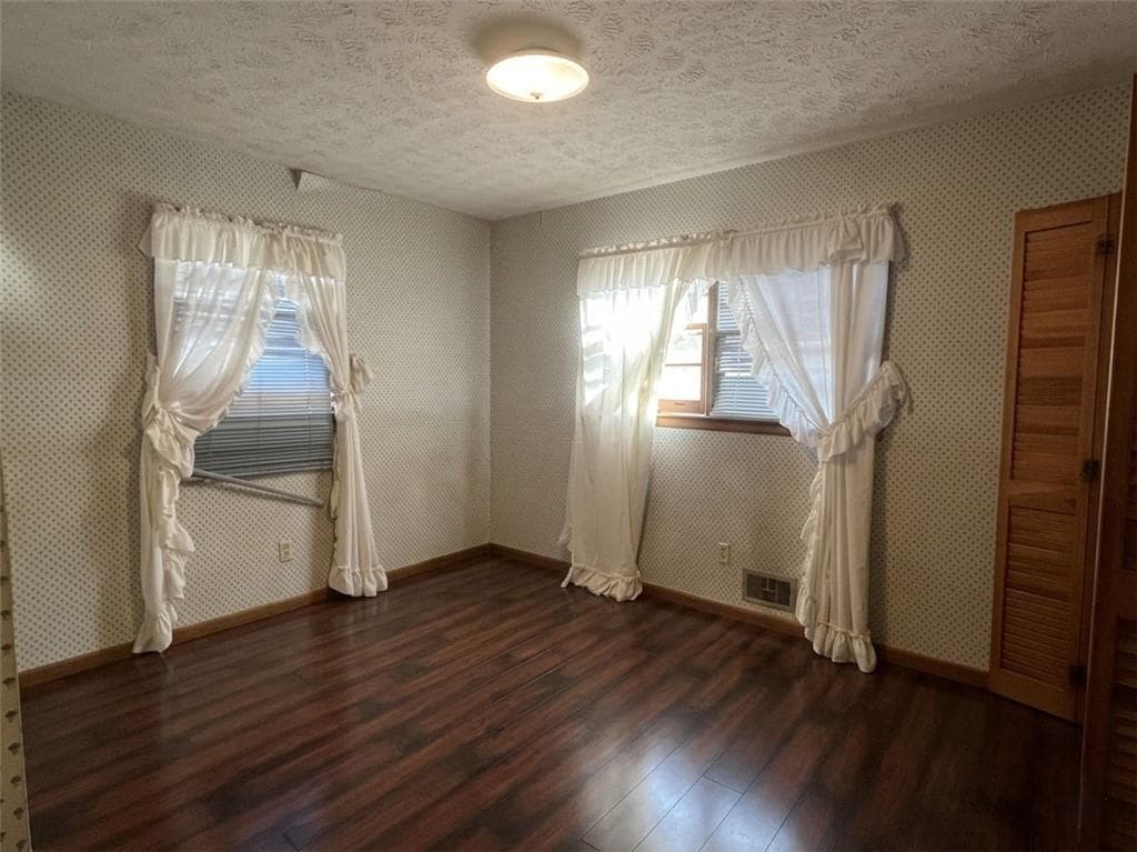 3 bedroom, 2 bathroom, 1,652 sq ft single family residence for sale at 279 Timberland Trail, Riverdale, GA 30274 — photo 6