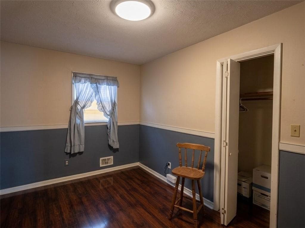3 bedroom, 2 bathroom, 1,652 sq ft single family residence for sale at 279 Timberland Trail, Riverdale, GA 30274 — photo 8
