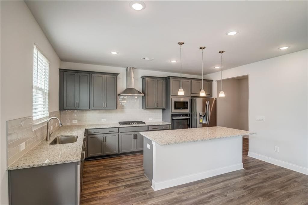 5 bedroom, 4 bathroom, 2,646 sq ft single family residence for rent at 4677 Blue Topaz Trail, Kennesaw, GA 30144 for $3,300 a month — photo 4