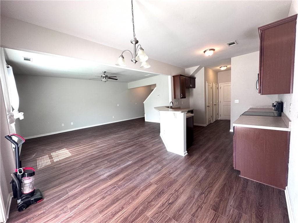 3 bedroom, 3 bathroom, 1,804 sq ft single family residence for rent at 76 Greenfield Drive, Dawsonville, GA 30534 for $1,900 a month — photo 6