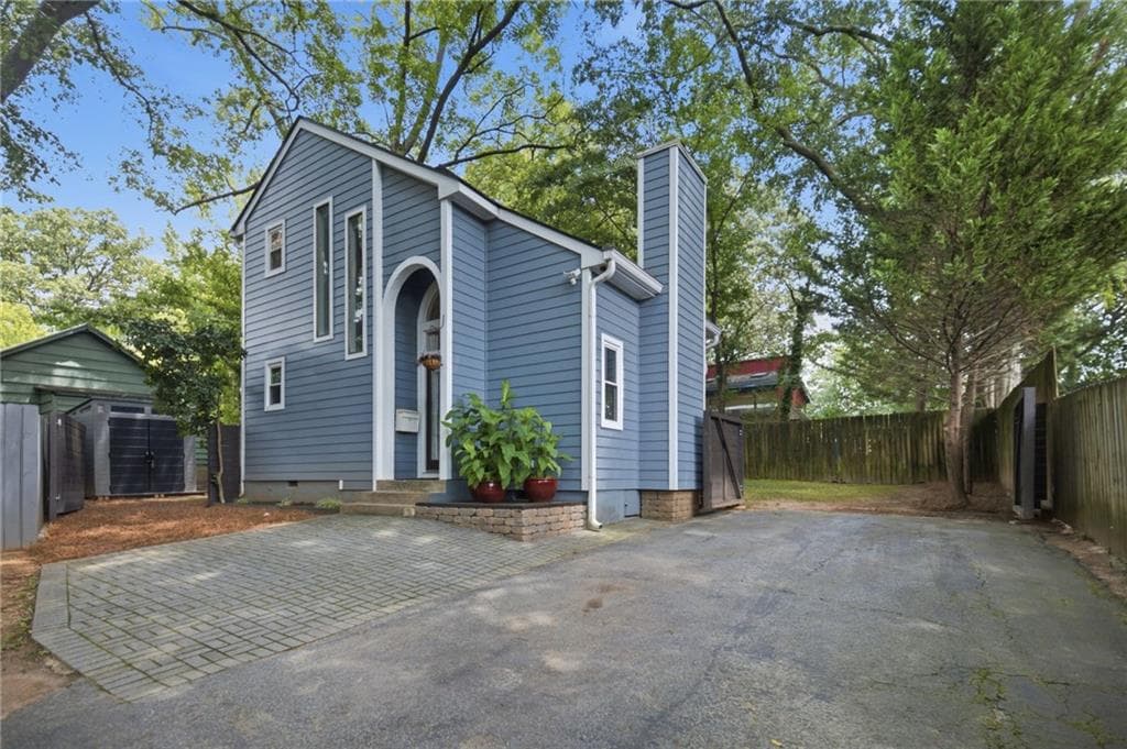 2 bedroom, 2 bathroom single family residence for sale at 505 Oakdale Road, Atlanta, GA 30307 — photo 4