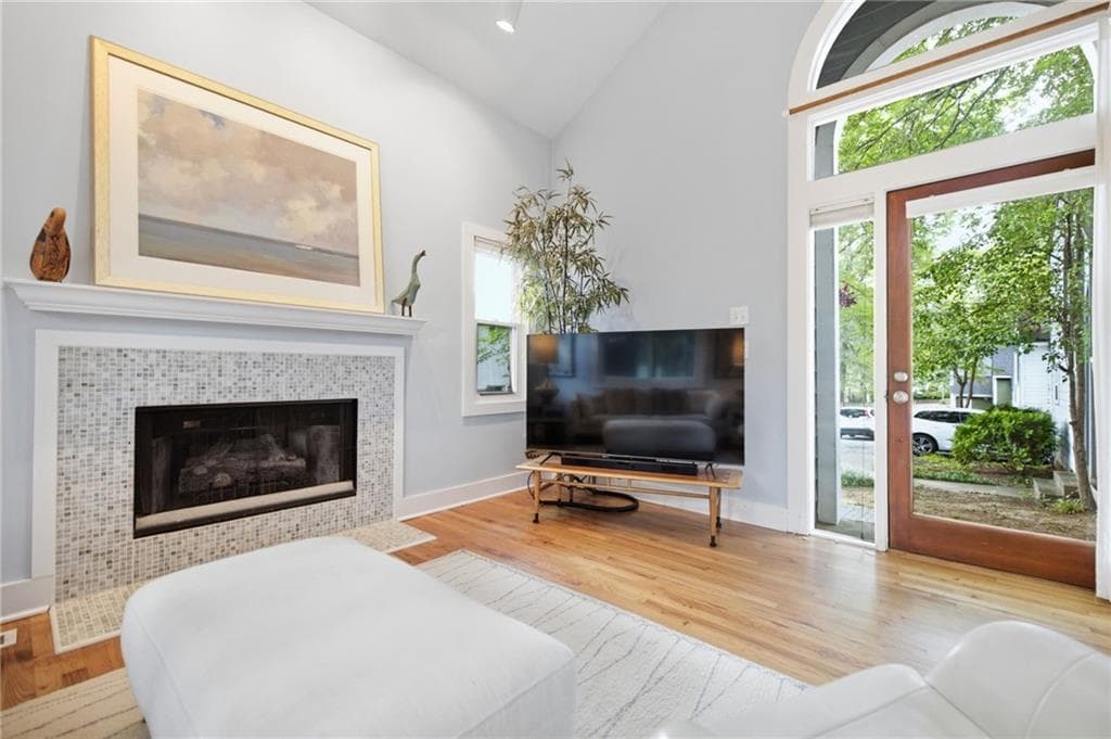 2 bedroom, 2 bathroom single family residence for sale at 505 Oakdale Road, Atlanta, GA 30307 — photo 9