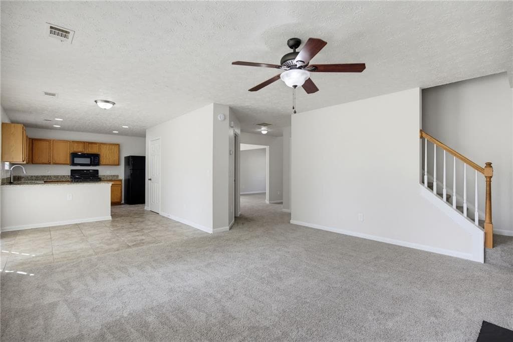 4 bedroom, 3 bathroom, 2,279 sq ft single family residence under contract at 1274 Matt Moore Court, Lithia Springs, GA 30122 — photo 10