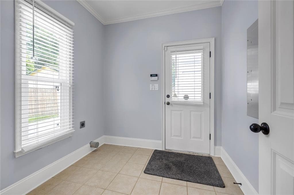 3 bedroom, 3 bathroom, 1,911 sq ft single family residence for sale at 3110 Jackson Street, Atlanta, GA 30354 — photo 4
