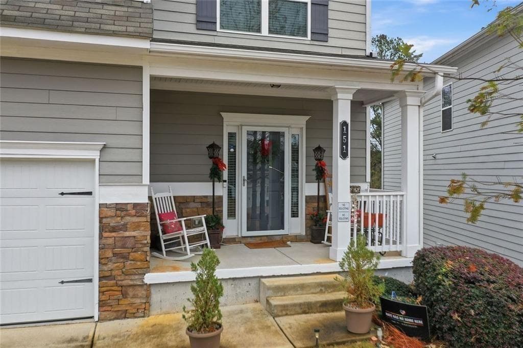 4 bedroom, 4 bathroom, 3,632 sq ft single family residence under contract at 151 Prominence Court, Canton, GA 30114 — photo 3