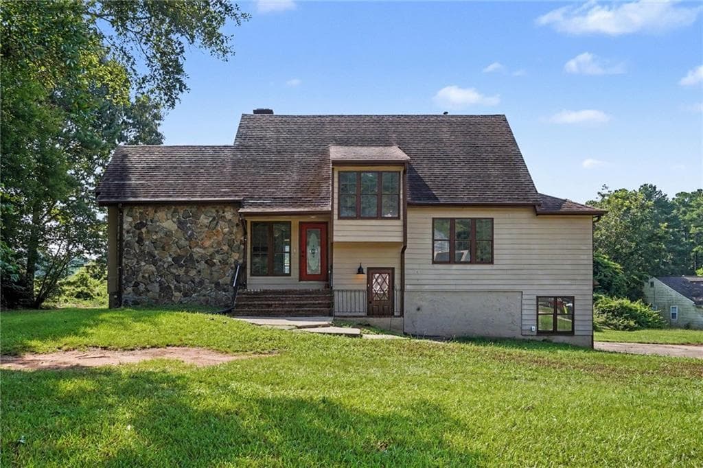 4 bedroom, 4 bathroom, 2,361 sq ft single family residence for sale at 498 Millers Mill Road, Stockbridge, GA 30281 — photo 4