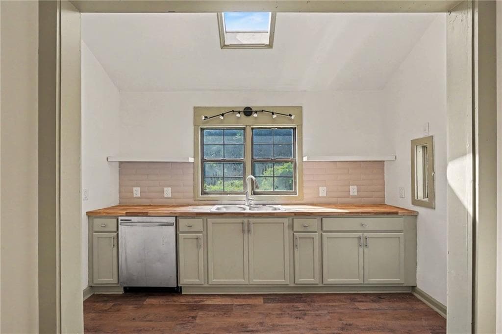 4 bedroom, 4 bathroom, 2,361 sq ft single family residence for sale at 498 Millers Mill Road, Stockbridge, GA 30281 — photo 9