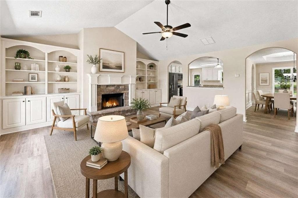 4 bedroom, 3 bathroom, 2,188 sq ft single family residence for sale at 482 Logans Way, Hoschton, GA 30548 — photo 2