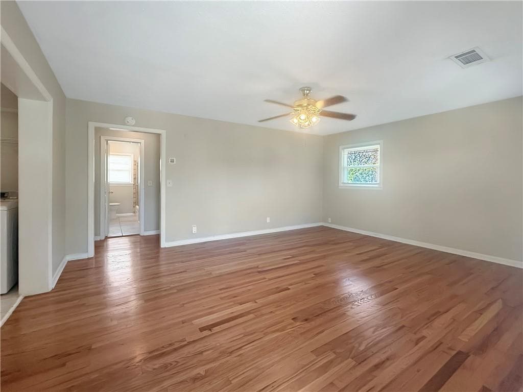 2 bedroom, 1 bathroom, 700 sq ft apartment for rent at 514 Clover Drive 4, Buford, GA 30518 for $1,500 a month — photo 4