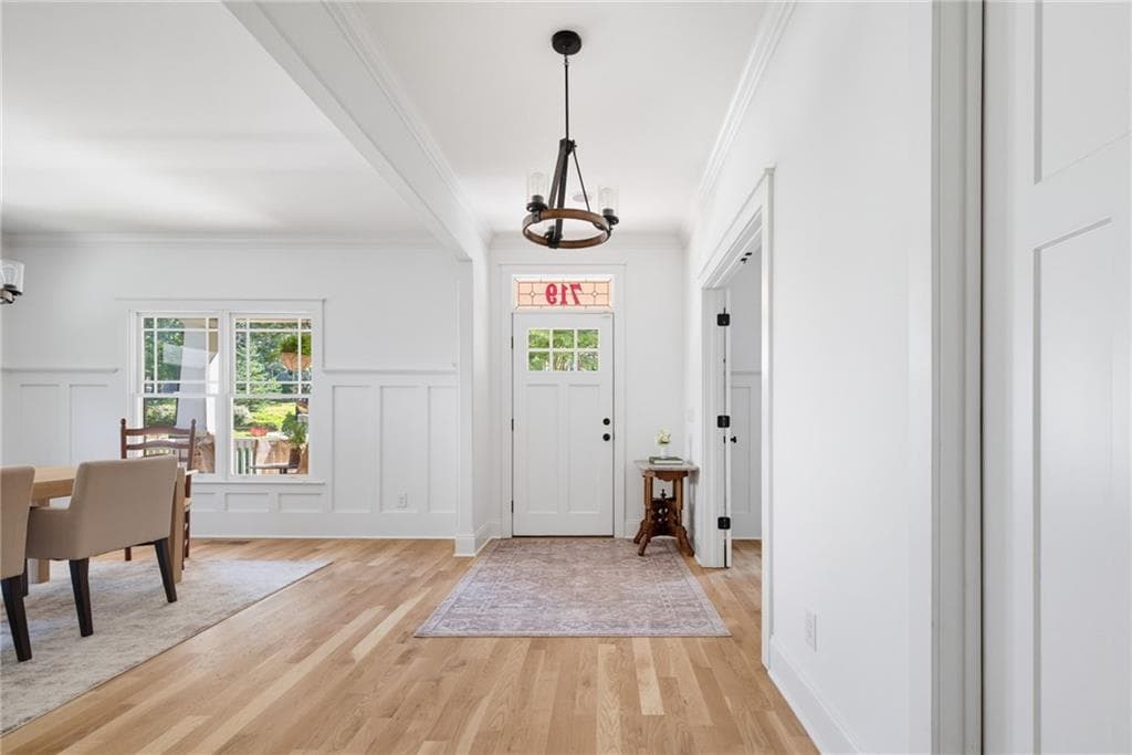 5 bedroom, 4 bathroom, 3,261 sq ft single family residence under contract at 719 S Candler Street, Decatur, GA 30030 — photo 3