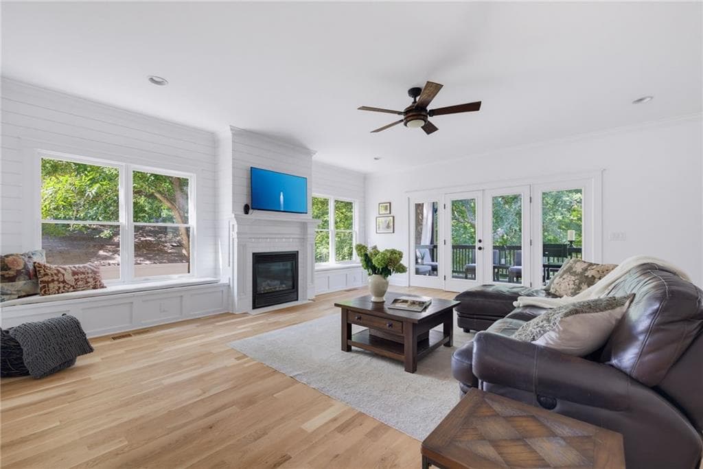 5 bedroom, 4 bathroom, 3,261 sq ft single family residence under contract at 719 S Candler Street, Decatur, GA 30030 — photo 6